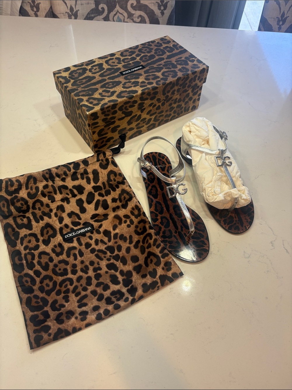 Dolce & Gabbana Silver Leather T‑Strap Sandals with Leopard Insole